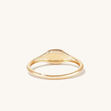 Signet ring 
