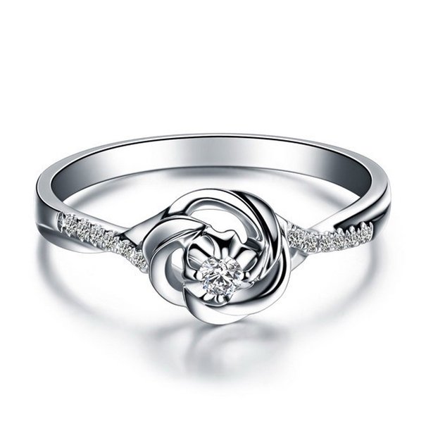 bague avec un noeud